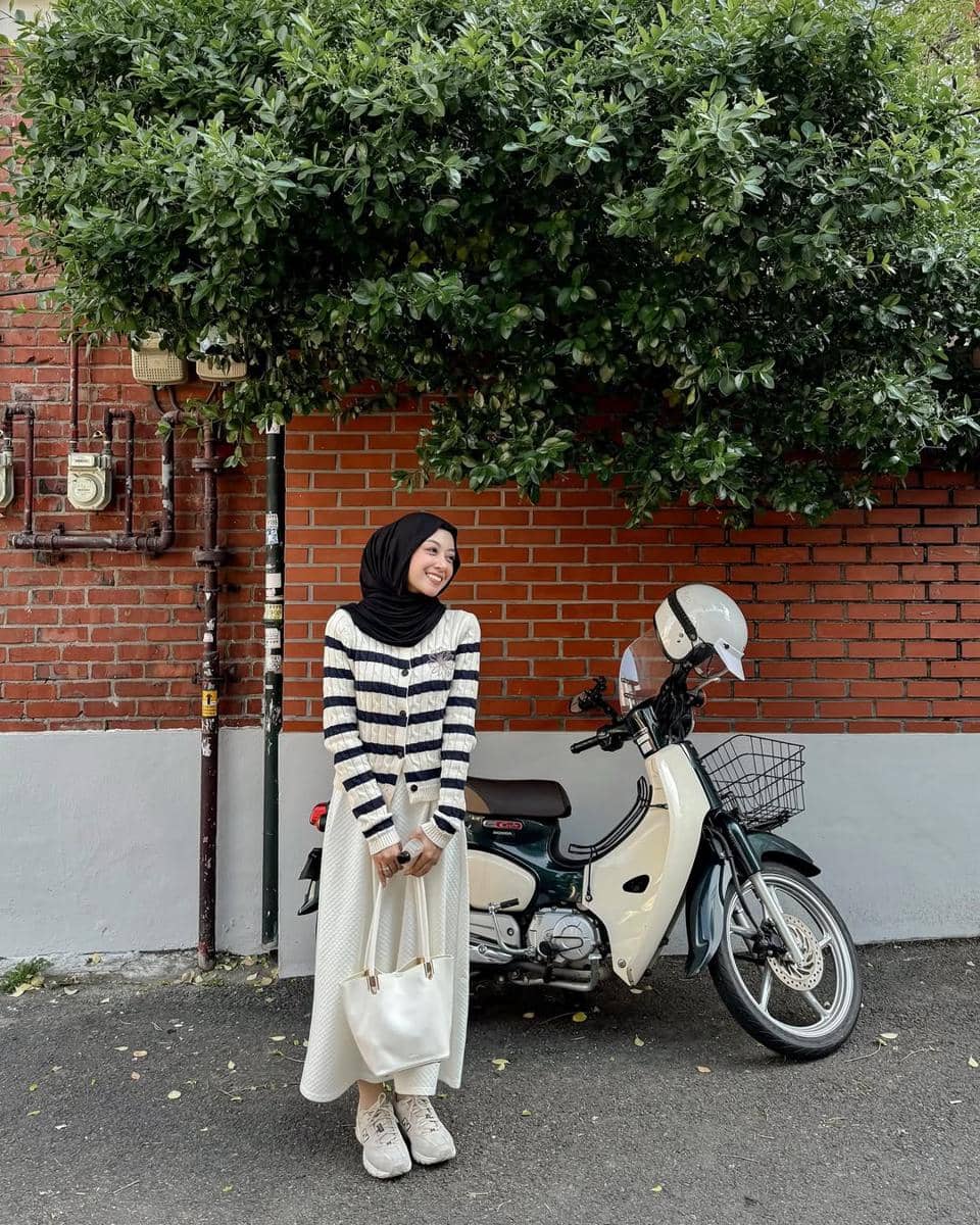 Gaya ala Meirani Amalia