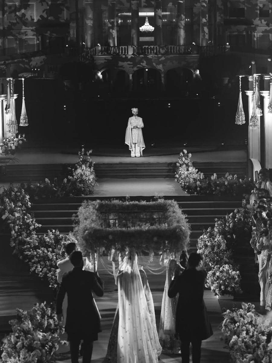 pernikahan Nupur Sanon