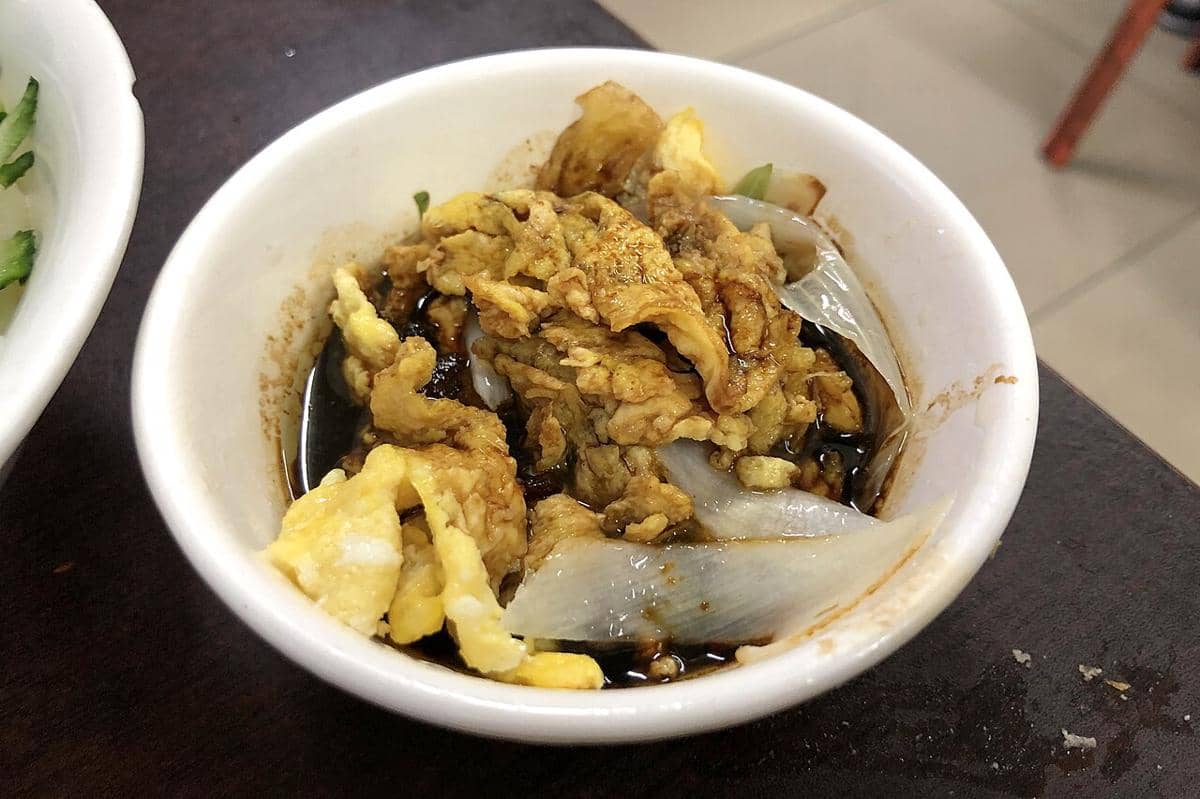 ilustrasi telur orak-arik kecap