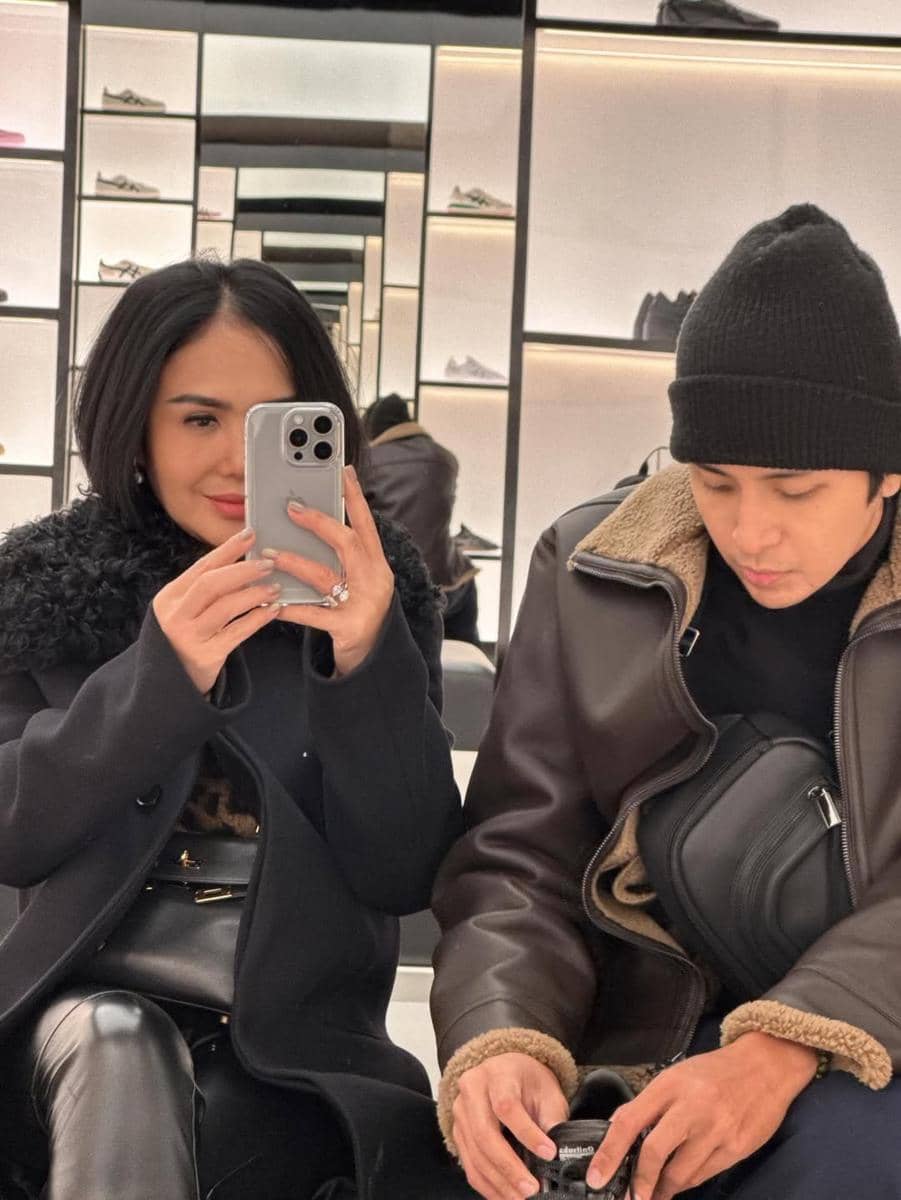 Yuni Shara dan Cavin liburan berdua di Barcelona