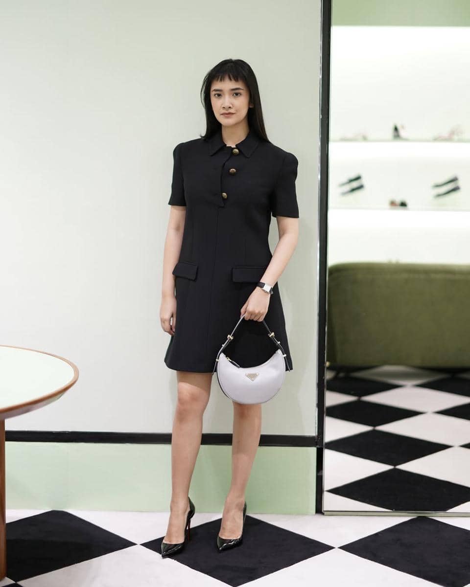 Inspirasi OOTD Cast Penerbangan Terakhir