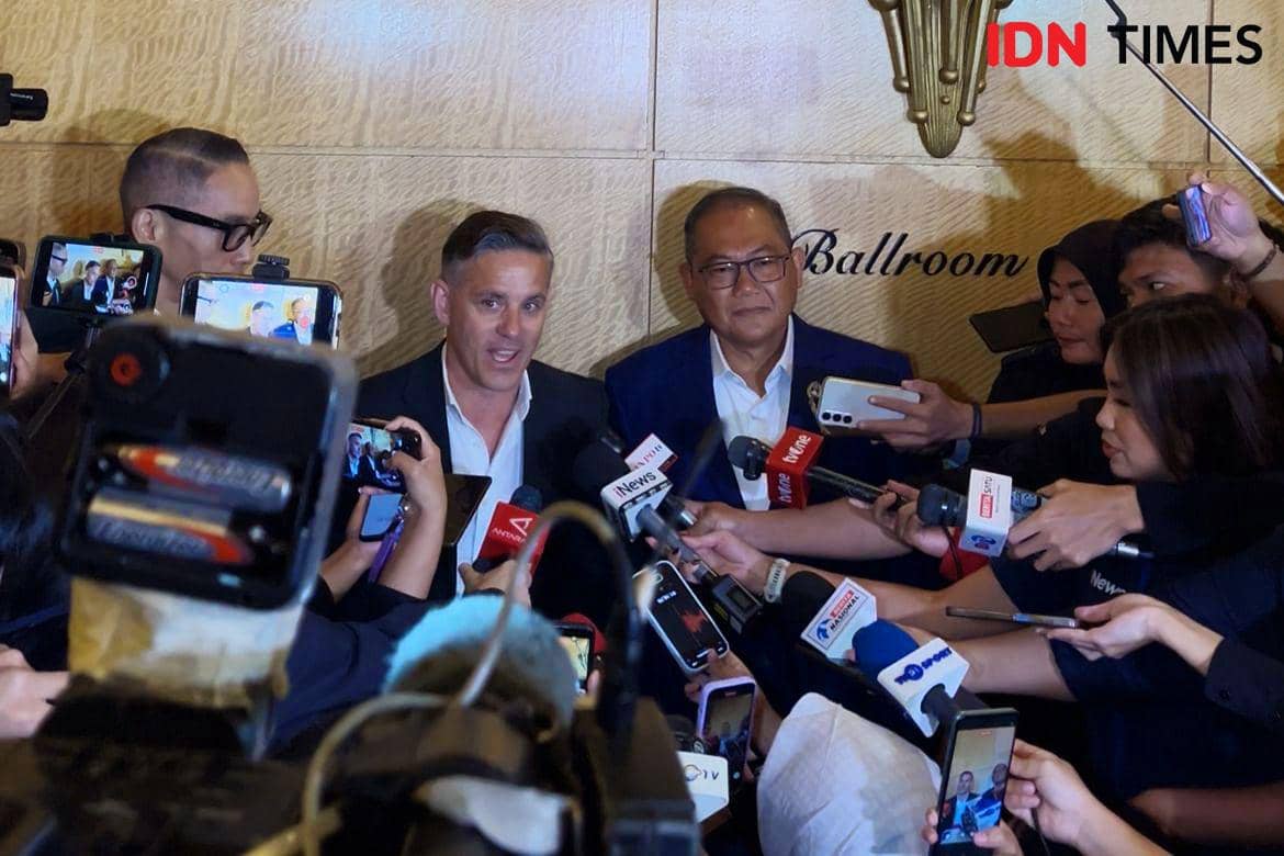 John Hermand ditemui usai perkenalan sebagai pelatih timnas Indonesia