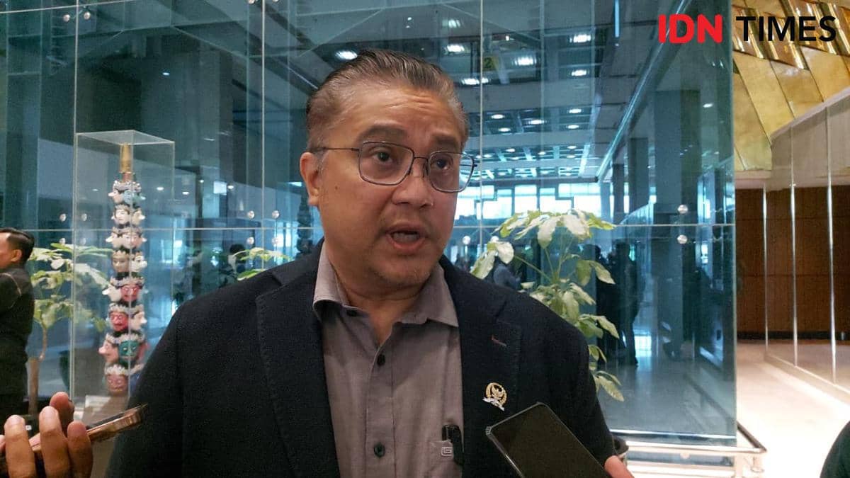 Wakil Ketua DPR RI Dede Yusuf bicara sikap politik SBY terkait pilkada tidak langsung.