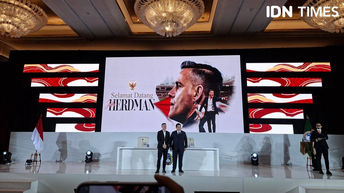 John Herdman resmi diperkenalkan sebagai pelatih Timnas Indonesia.
