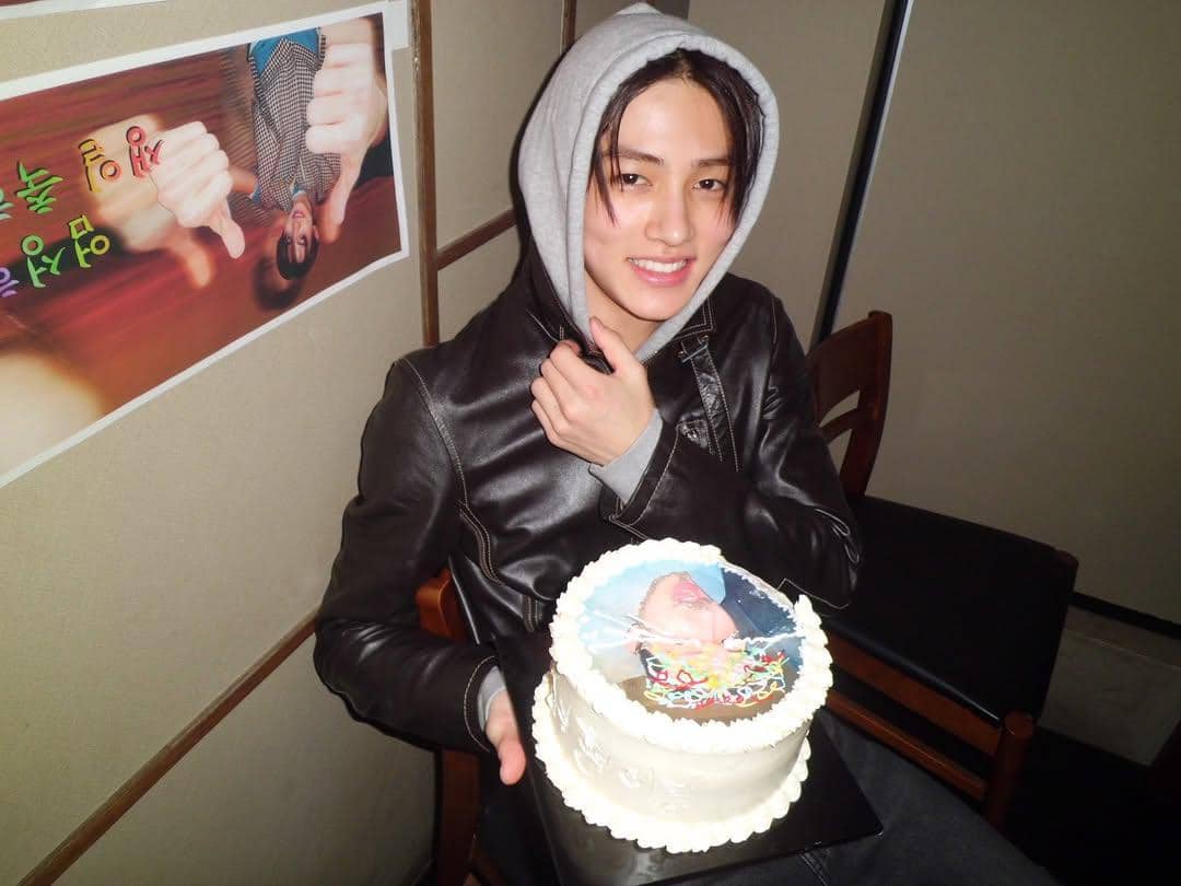 potret ulang tahun Seonghyeon CORTIS