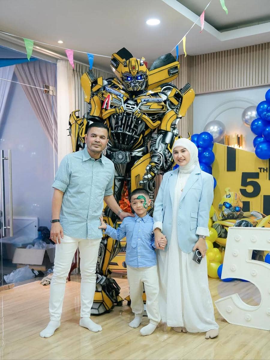 ide padu padan blazer ala Irish Bella