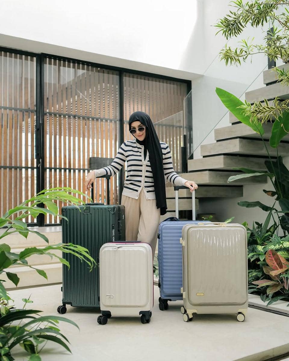 outfit hijab nuansa earth tone ala Irish Bella