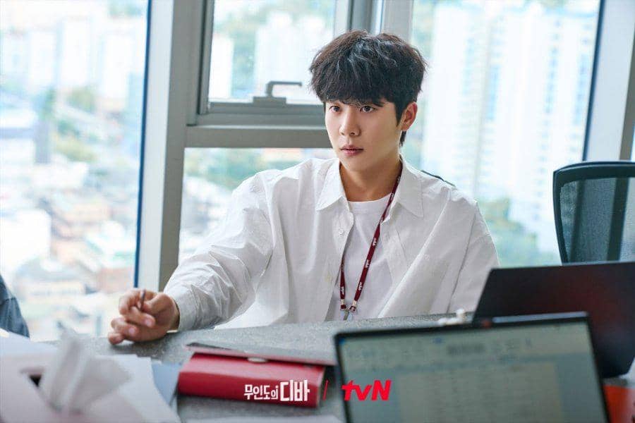 Still cut Castaway Diva