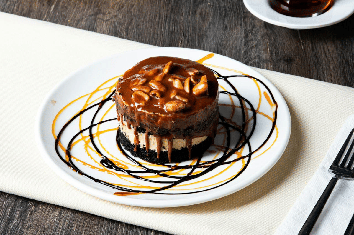 ilustrasi choco caramel popcorn panna cotta