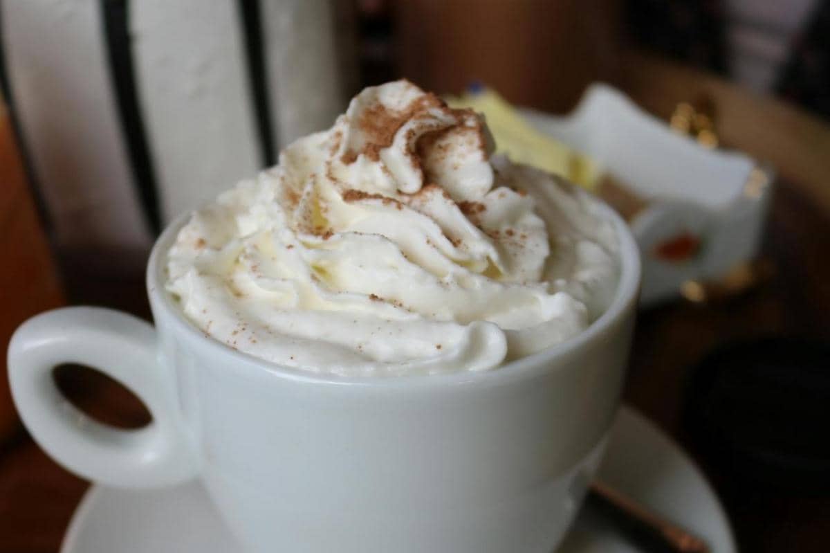 ilustrasi mochaccino 