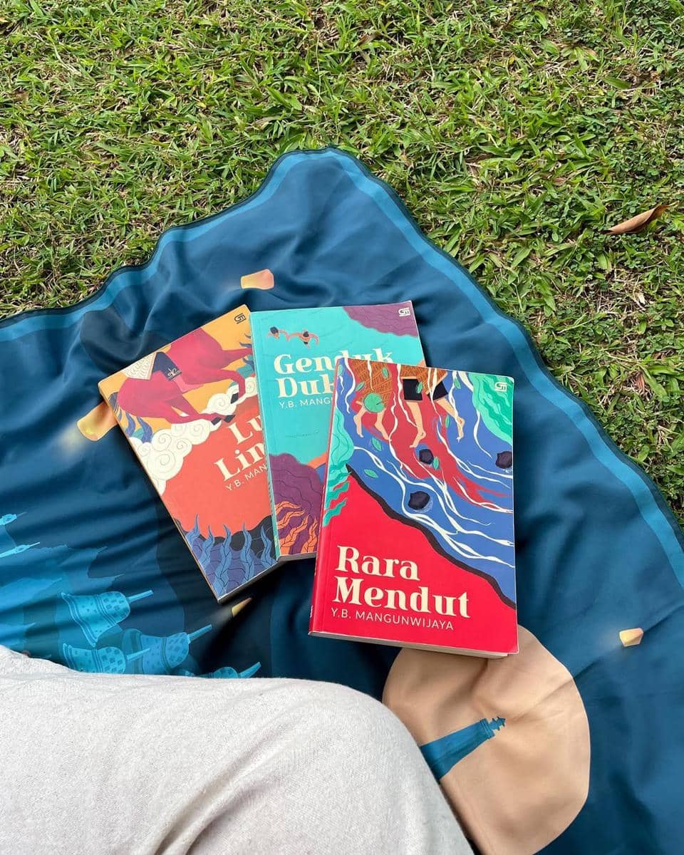 Novel Trilogi Rara Mendut. 