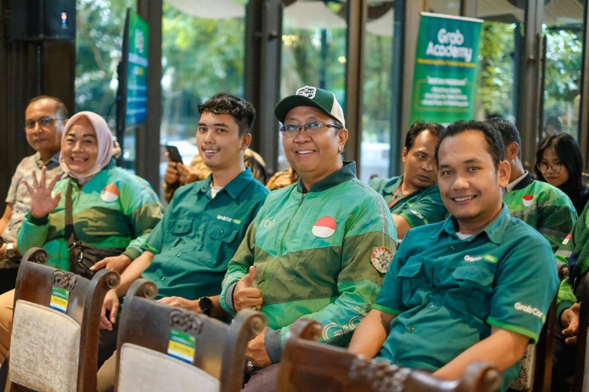 [Foto 5] Mitra Pengemudi Grab turut hadir di acara peluncuran program “Grab untuk Indonesia_ Dukungan untuk Mitra Pengemudi dalam Tiga Babak” di Jakarta (13_01).jpg