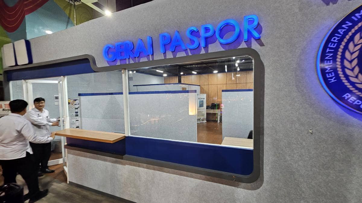 Gerai Paspor TangCity Mall