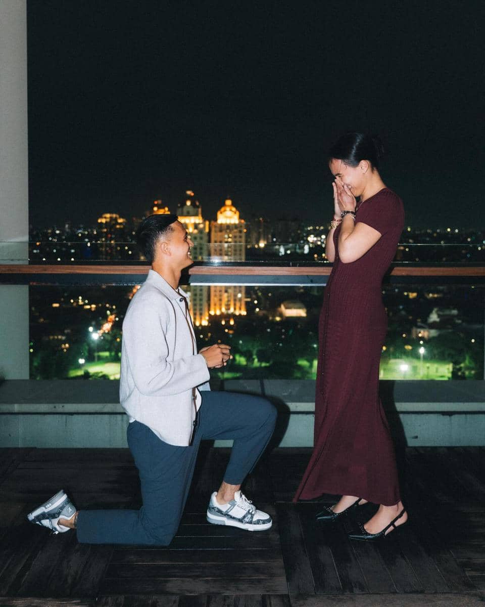 Eliano Reijnders melamar kekasih (instagram.com/marcianareijnders)