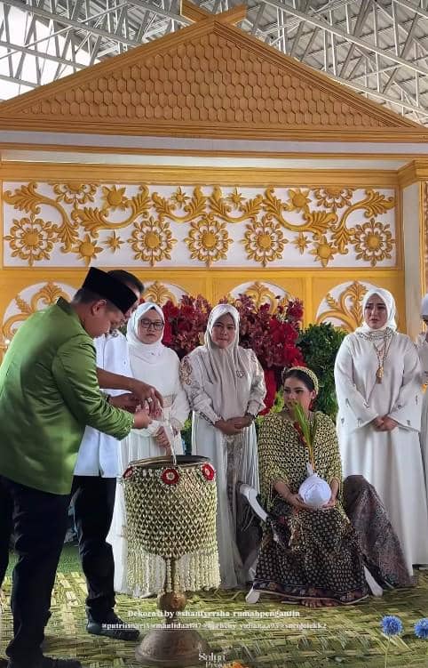 Siraman dan Gender Reveal Kehamilan Putri Isnari (instagram.com/putriisnari3)