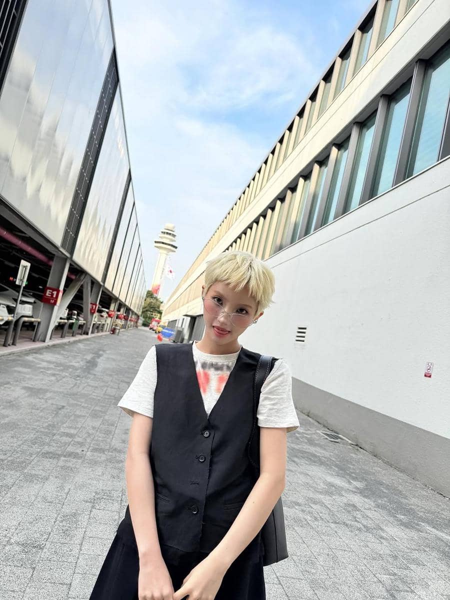 Outfit buat cewek rambut pendek ala Soyeon