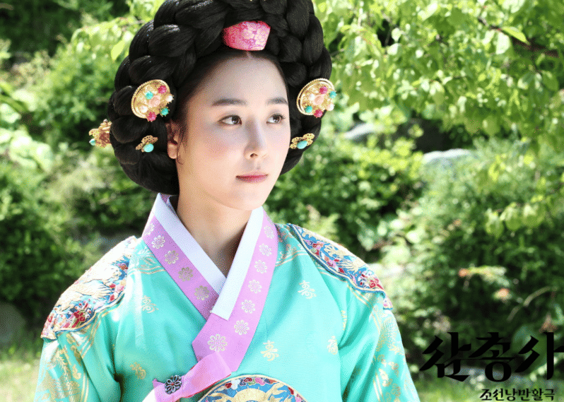 Seo Hyun Jin di drama The Three Musketeers