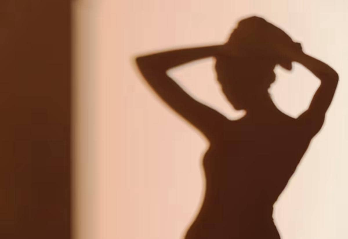 [PUISI] Menempel seperti Parasit