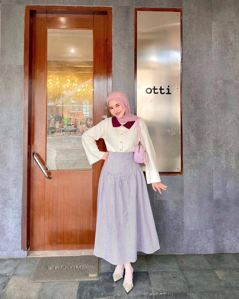 potret ide daily outfit anti monoton ala Mirna Kumalasari