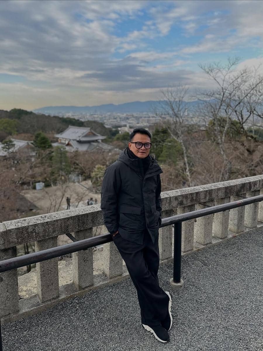 Hedi Yunus mengunjungi Kuil Kiyomizu di Kyoto.