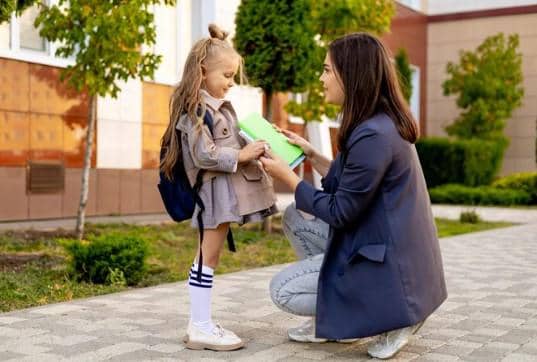 ilustrasi membiasakan komunikasi bertatap muka