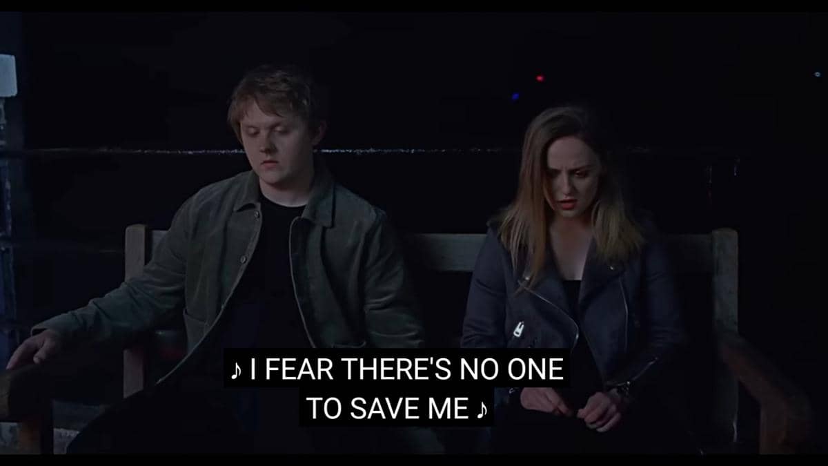 cuplikan video "Someone You Loved"