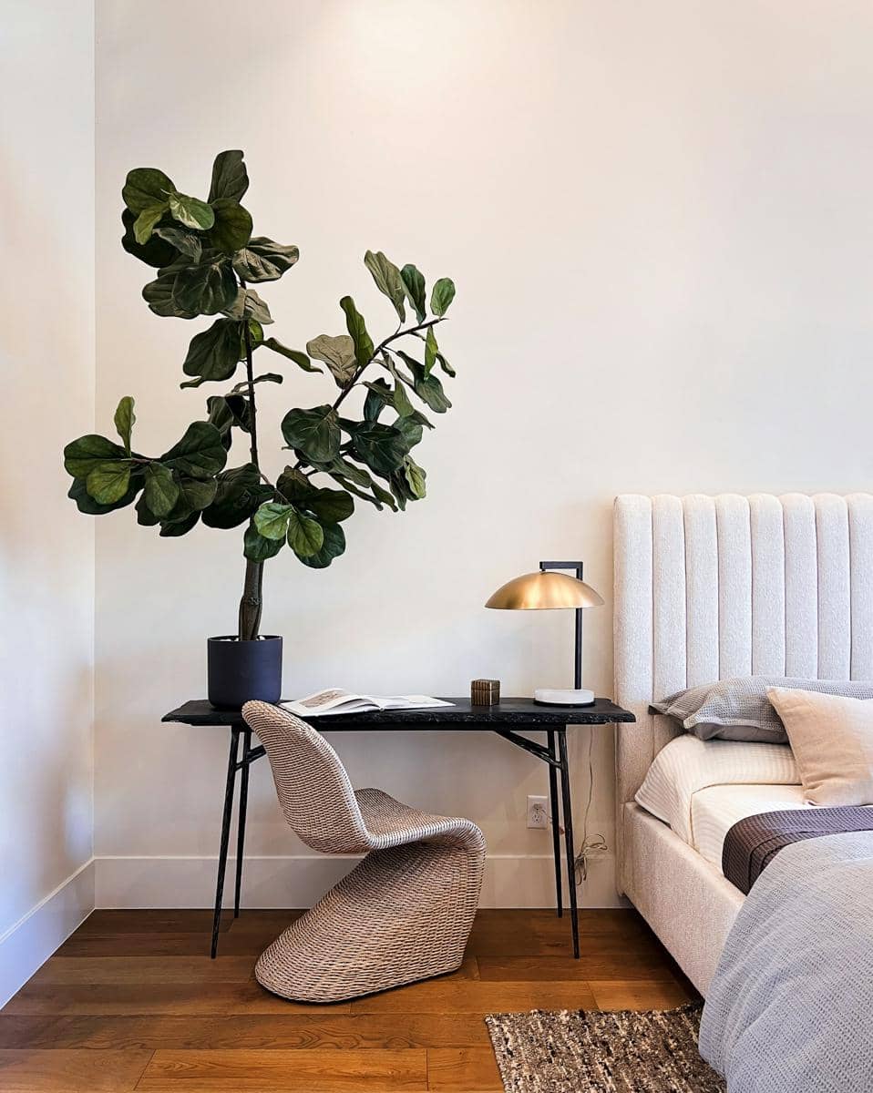 desain meja kerja di kamar tidur 