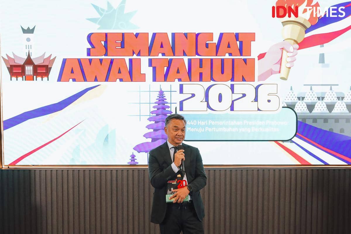 Dino Patti Djalal dalam penghargaan Inspiring Newsmaker 2025 pada acara SAT 2026.