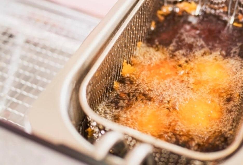 ilustrasi masak shrimp ball