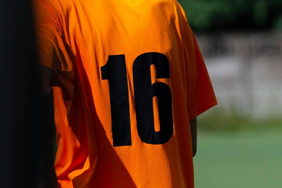 ilustrasi nomor punggung pemain sepak bola