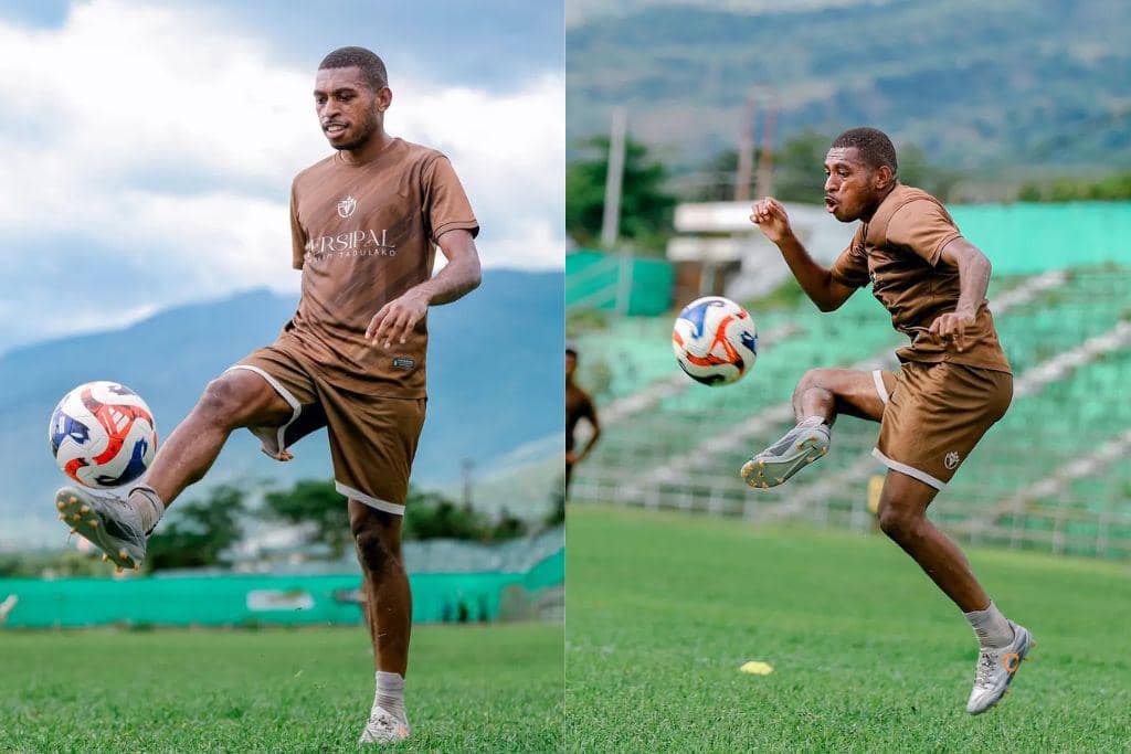 Pemain pinjaman PSM Makassar, Karel Ridzald Iek, dalam sesi latihan bersama Persipal Palu pada 16 Januari 2026.