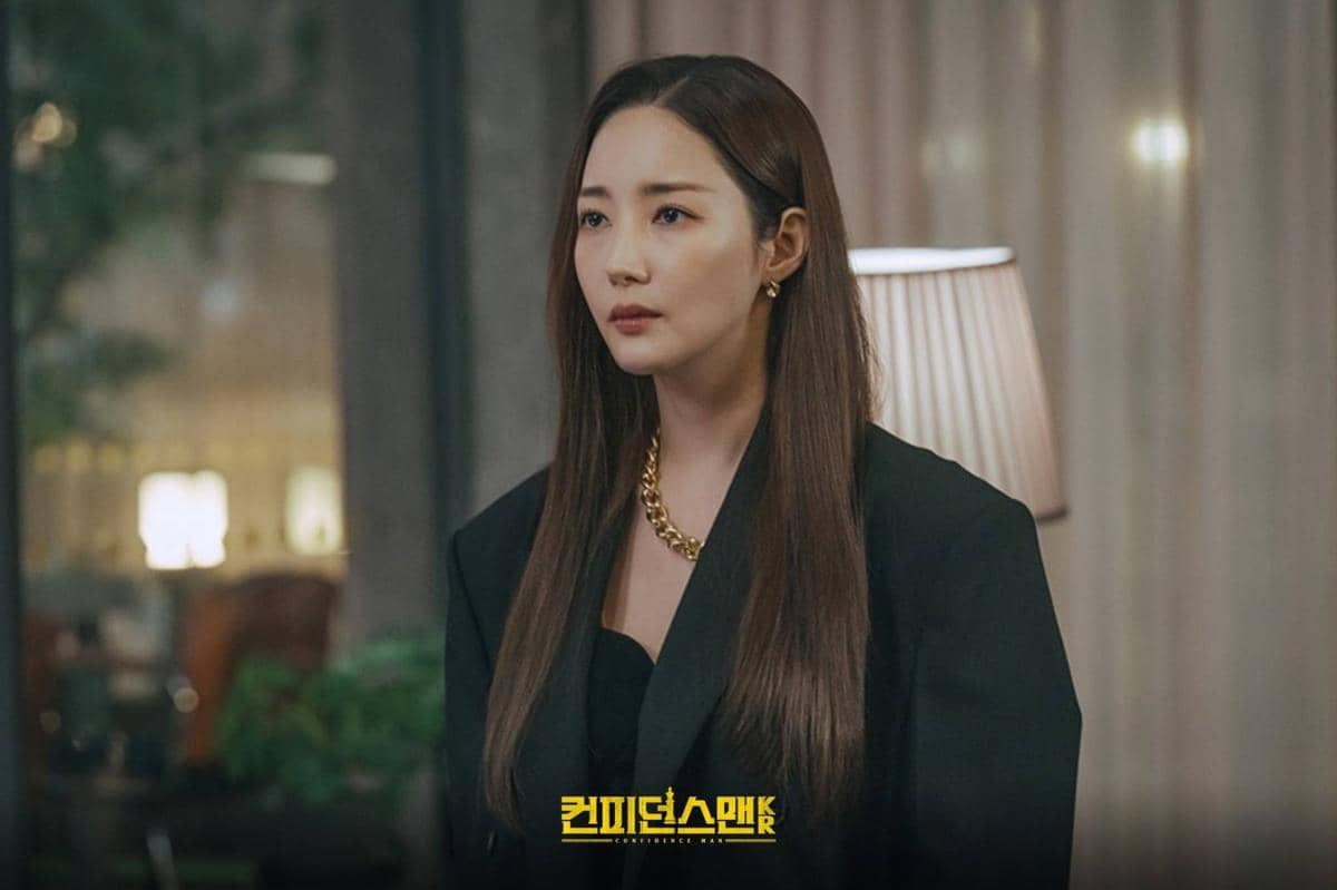 Still cut Park Min Young di drama Confidence Queen