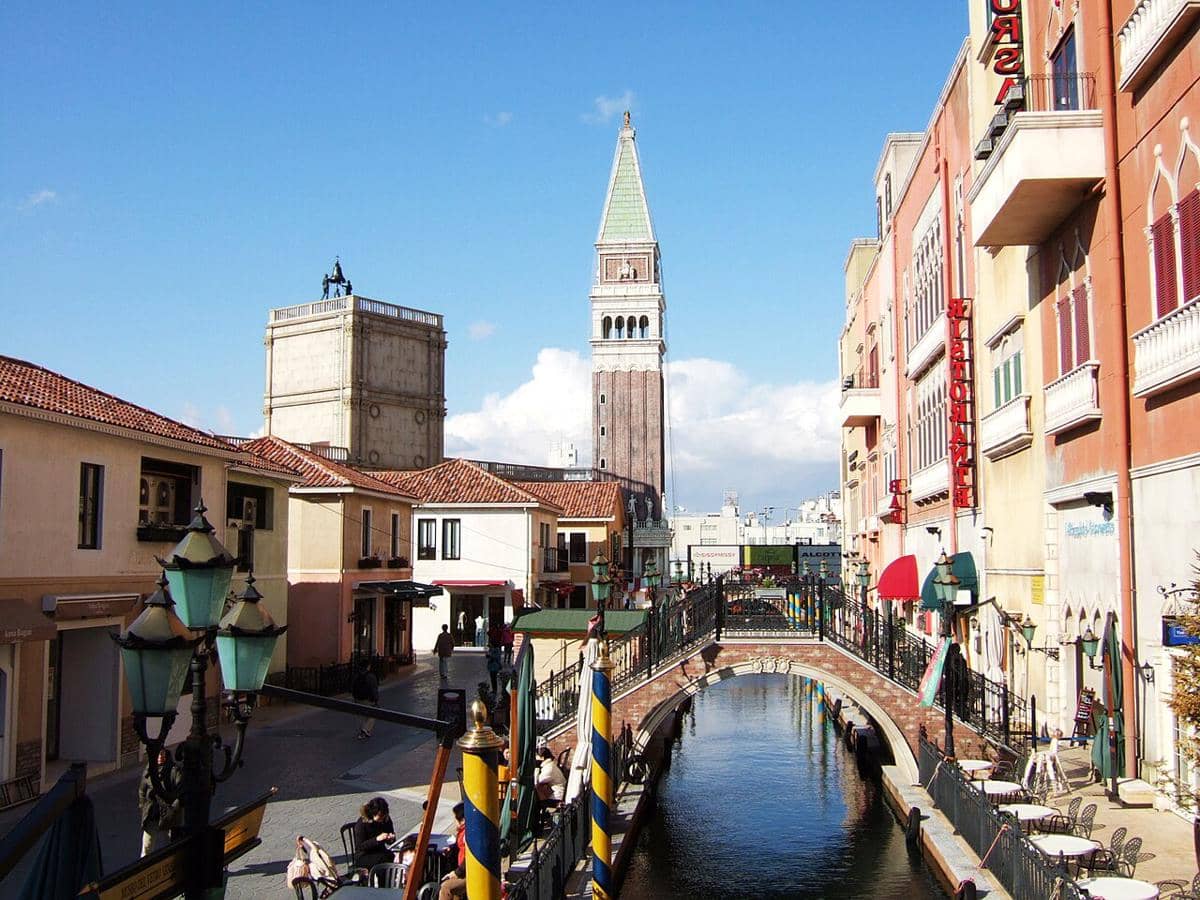 potret Nagoya di musim panas