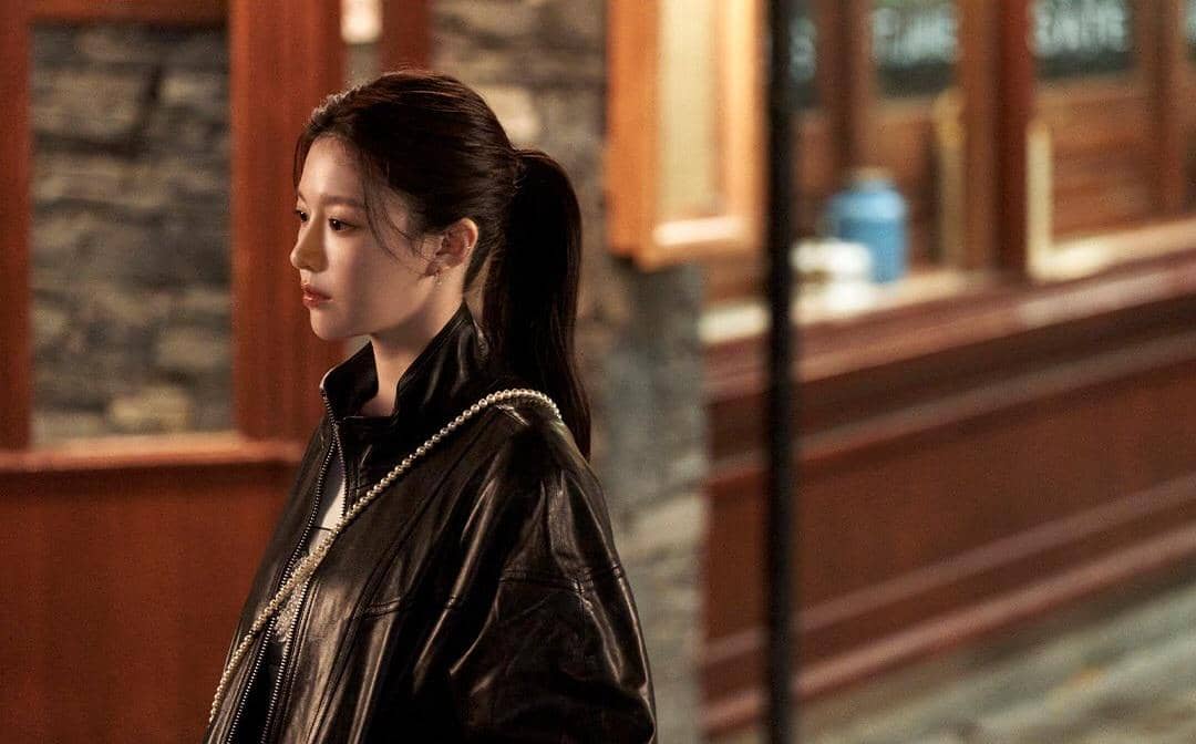 Go Youn Jung di drama Can This Love Be Translated?