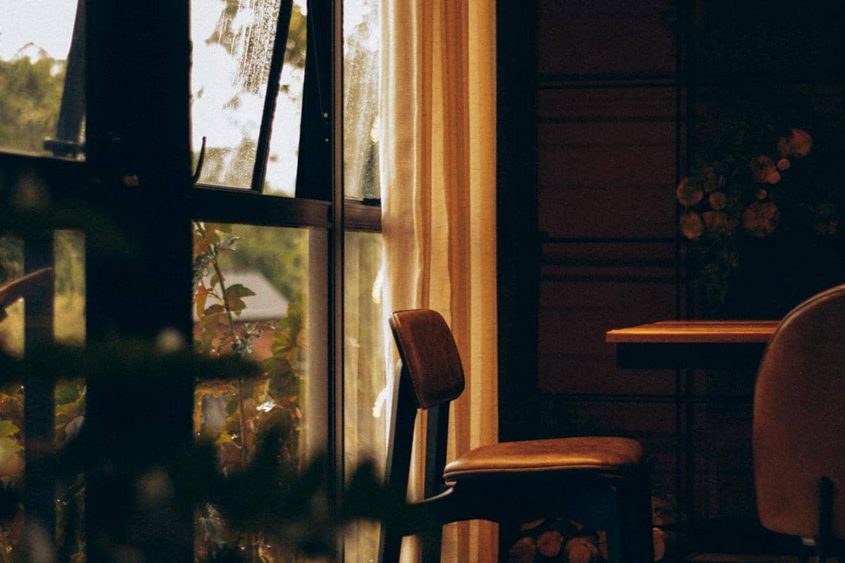 [PUISI] Rumah yang Tiba-Tiba Sunyi