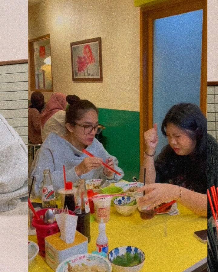 Ussy Sulistiawaty dan anak sulung jalan-jalan di Blok M