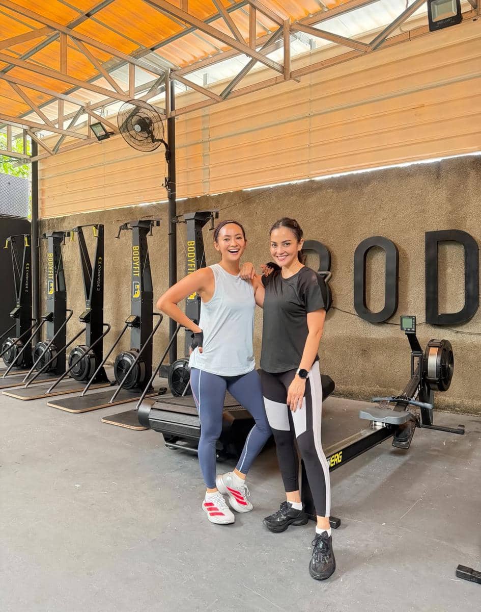 Ririn Ekawati dan Rini Yulianti ikut hyrox