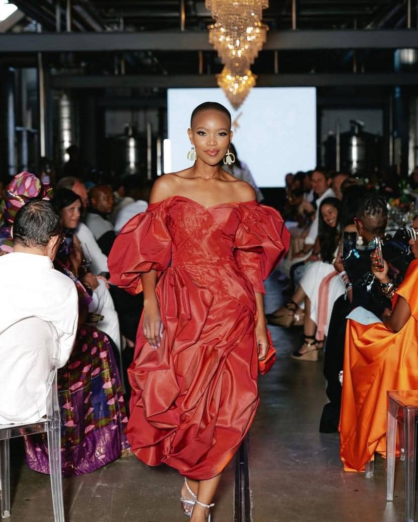 potret Qhawekazi Mazaleni, Miss World Afrika Selatan 2026