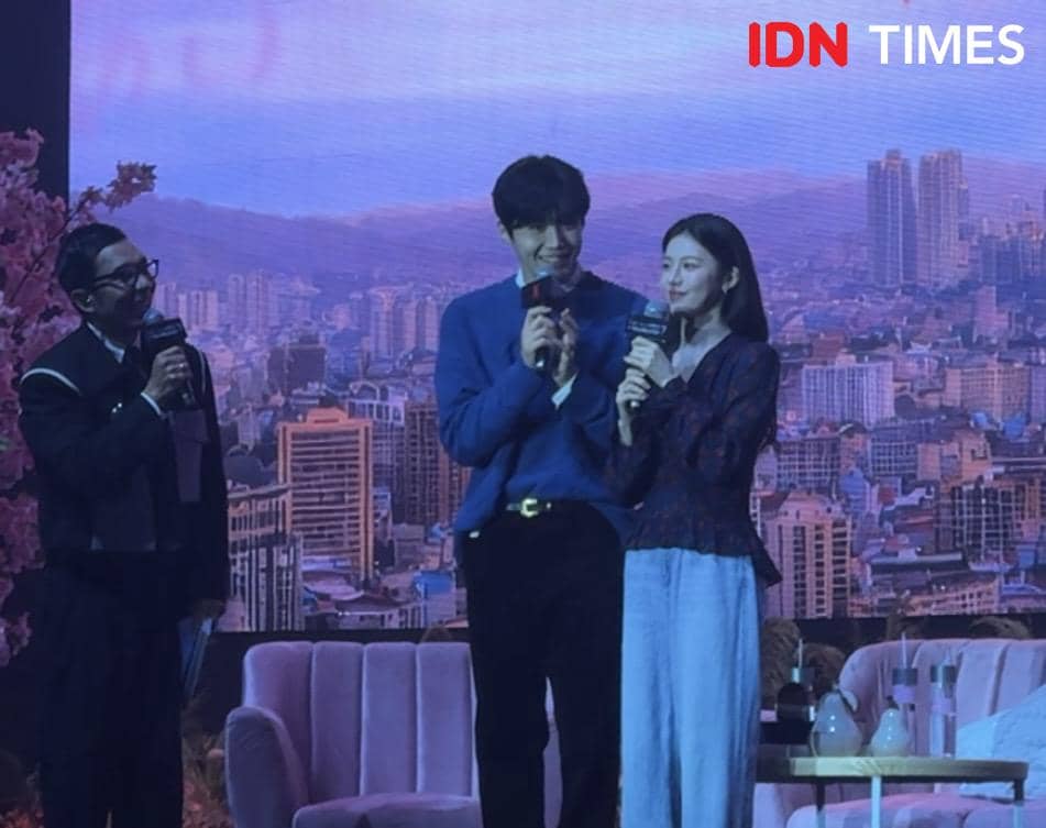 momen fan event Can This Love be Translated?