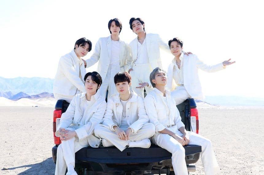 BTS (x.com/bts_bighit)