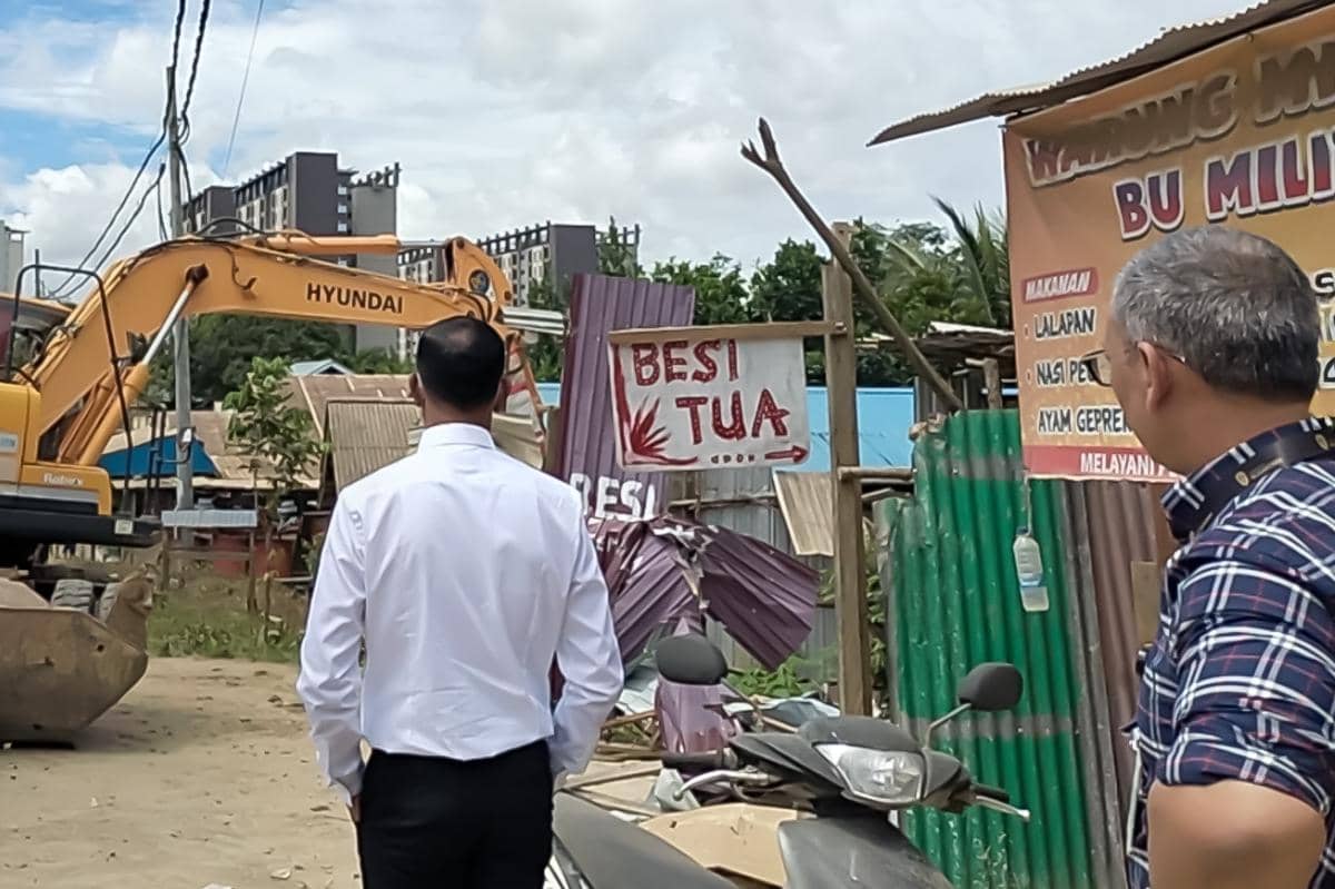 Lapo Tuak hingga Besi Tua Ilegal di IKN Dibongkar 