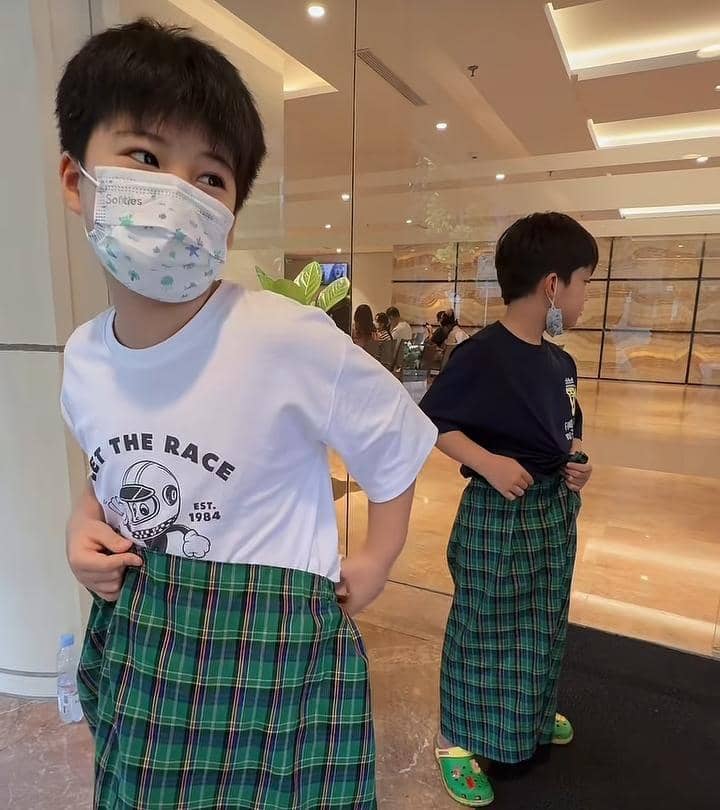 potret Iori dan Iago, anak Putri Titian