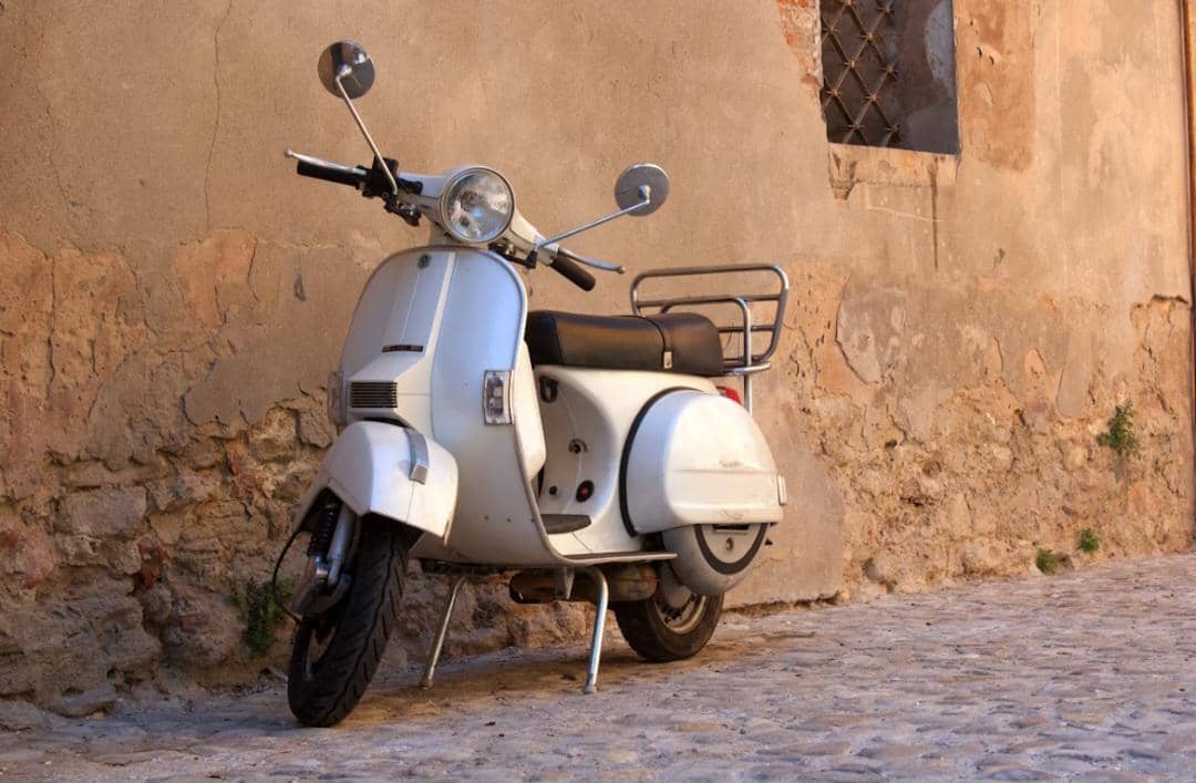 4 Tips Cuci Motor agar Cat Motor Tetap Mengkilap dan Terlihat Baru