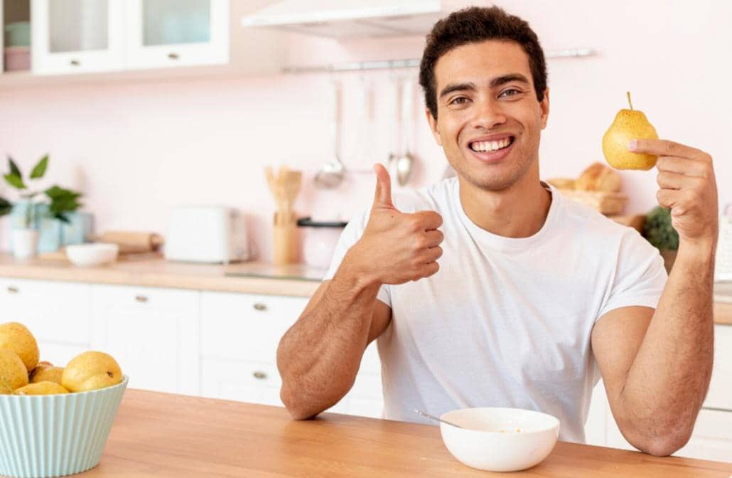 ilustrasi makan buah