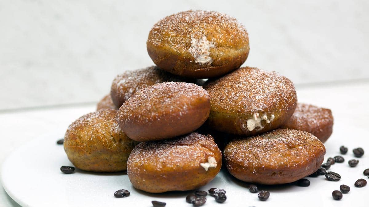 4 Tips Membuat Donat Tiramisu yang Lembut dan Lezat, Mudah Banget!