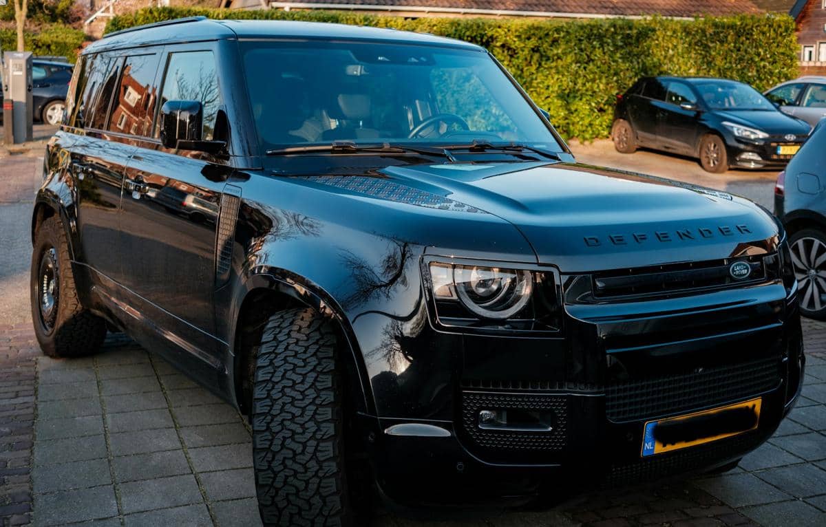 ilustrasi mobil off-road