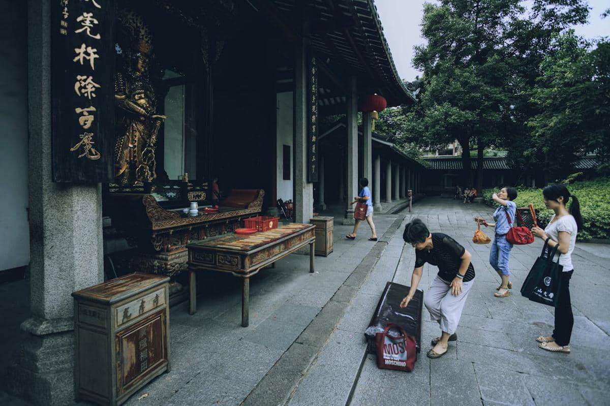 ilustrasi penduduk lokal China