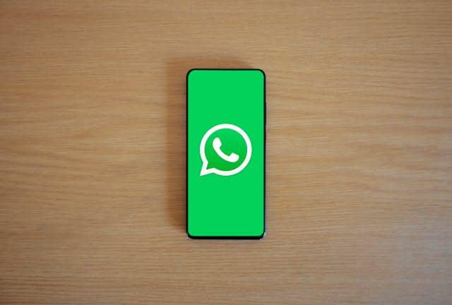 ilustrasi WhatsApp
