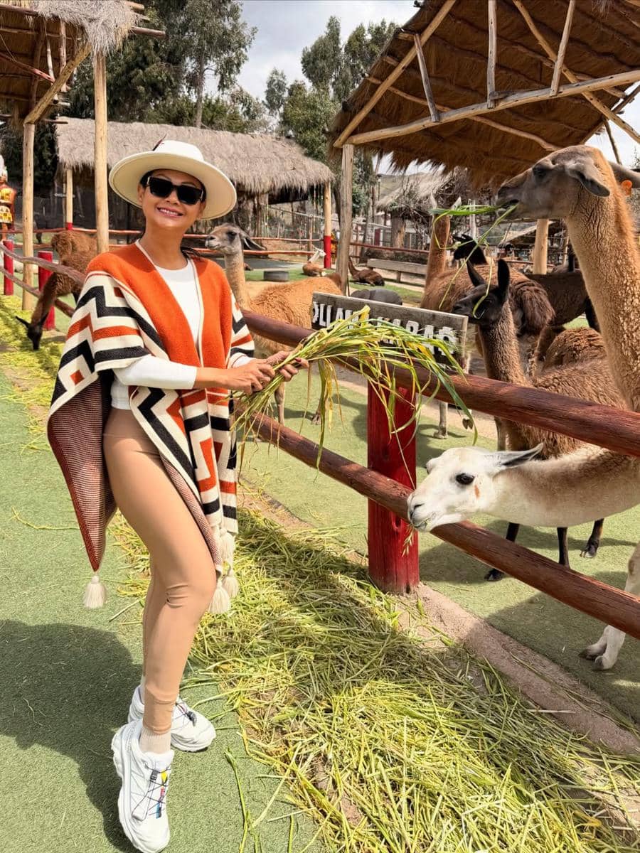 Indah Kalalo dan keluarga menjelajah alam Peru