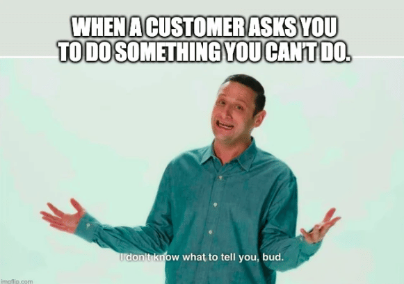 meme momen pelanggan bertanya dan minta tolong